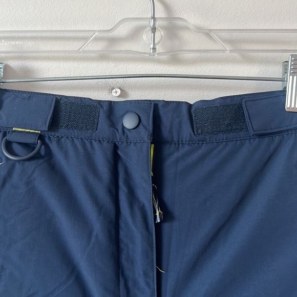 NWT - Amazon Essentials Water Resistant Youth Snow Pants - Large (10) - Picture 5 of 9